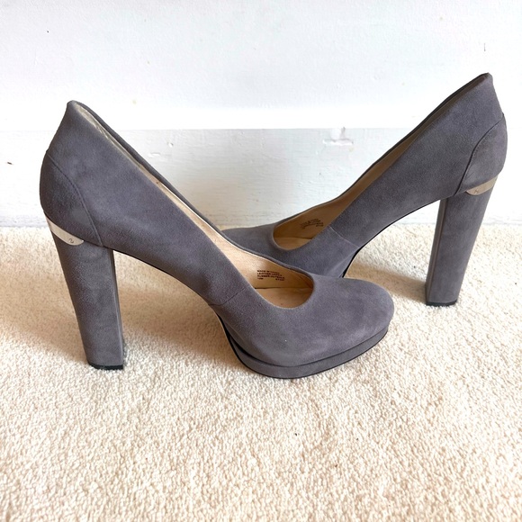 Michael Kors Haven pump. - Picture 1 of 4